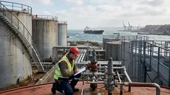 Japan gibt 80 Mio. Barrel frei: was das für Ölpreis und Energieversorgung in Deutschland bedeutet