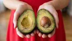 Avocado richtig lagern, damit sie nicht dunkel wird – ein Experte verrät einen Trick